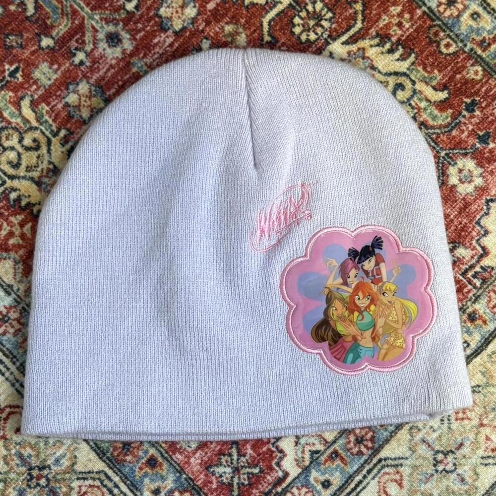VINTAGE WINX CLUB BEANIE